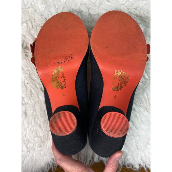 Elegant navy blue and orange/Red Floral Heels - Picture 9 of 11